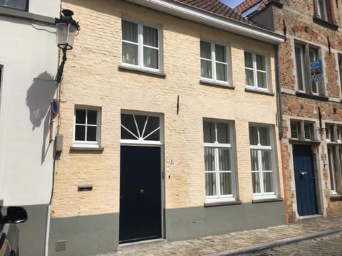 Hamiltonhouse Maison in Bruges