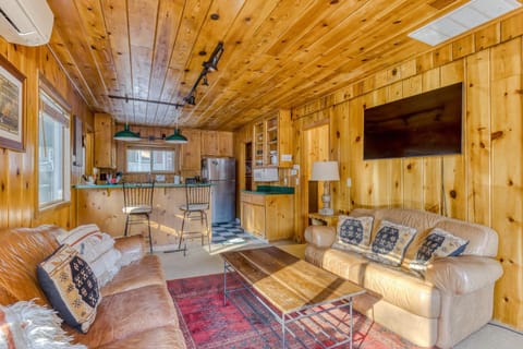 Sno-Bird #10 House in Government Camp