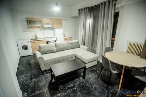 Explore Greece from Bright City Centre Apartment Apartment in Euboea