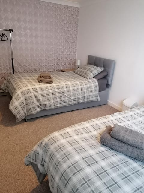 Bathgate Handy House Apartment in Scotland
