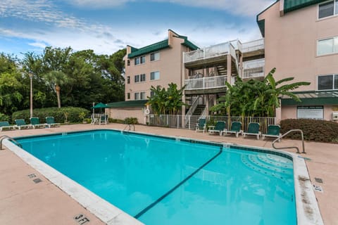 Shipwatch 200 House in Saint Simons Island