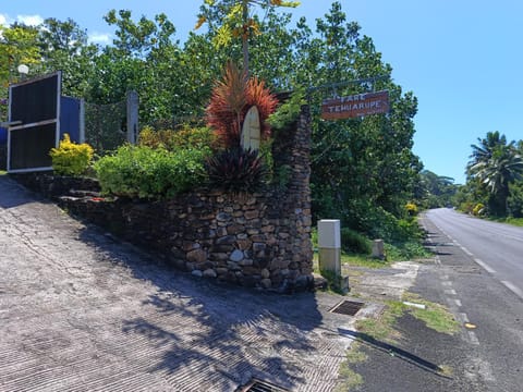 Tehuarupe Surf Studios Condominio in Moorea-Maiao