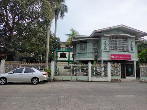 OYO 800 Ddd Habitat Dormtel Bacolod Hotel in Bacolod