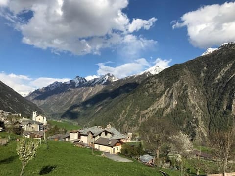 Chez Bruna House in Aosta Valley, Italy