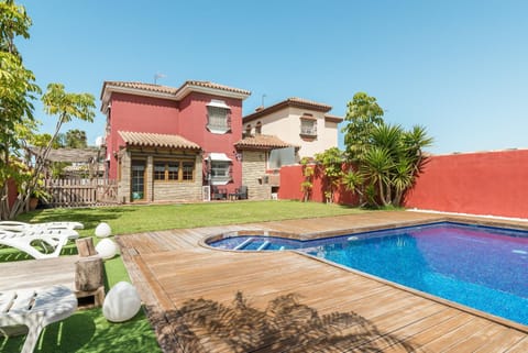 Villa Marty - Mayores De 25 Años House in Chiclana de la Frontera