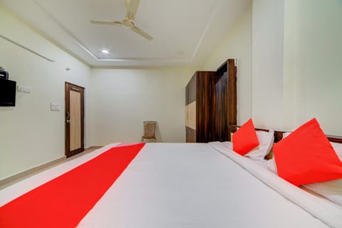 OYO KSL Guest House Hotel in Telangana