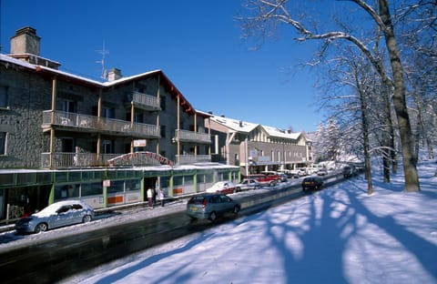 Property building, Winter