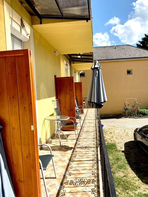 Property building, Balcony/Terrace, Inner courtyard view