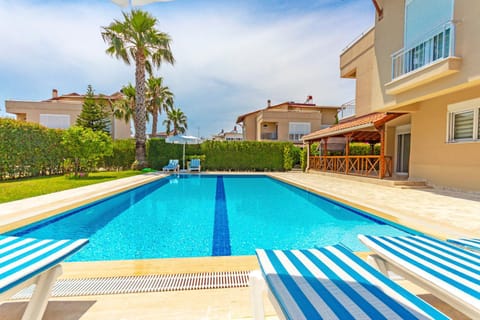 Paradise Town Villa Alison 100 MBPS free wifi Villa in Antalya Province