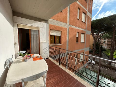 Balcony/Terrace, Dining area