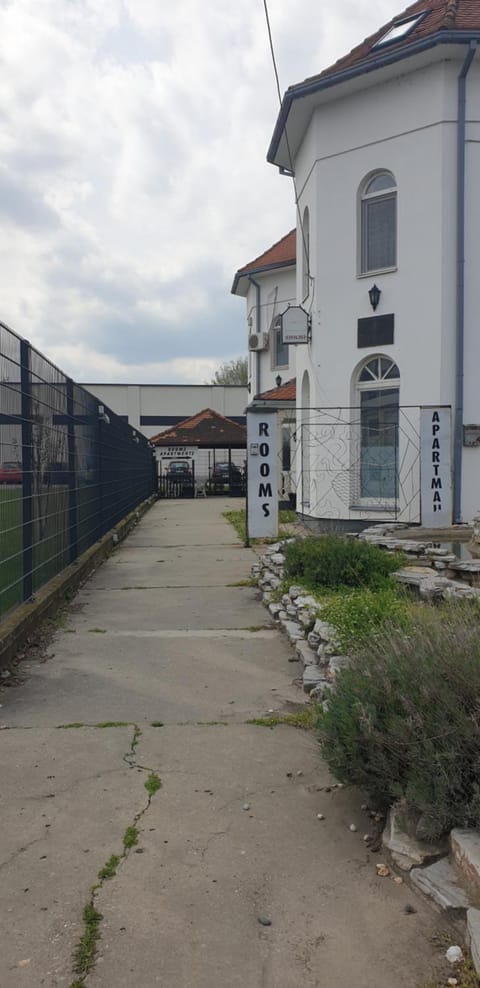 Apartmani Diksi Zrenjanin Apartment in Timiș County