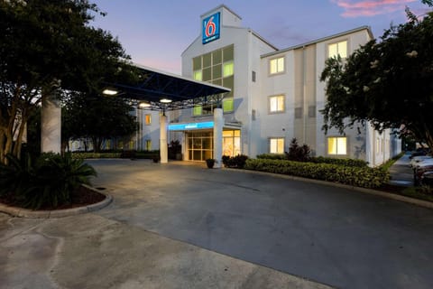 Motel 6-Orlando, FL - International Dr Hotel in Orlando