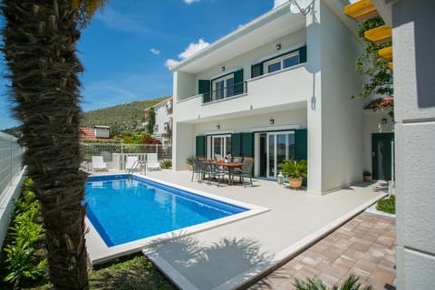 Villa Iva Chalet in Split-Dalmatia County