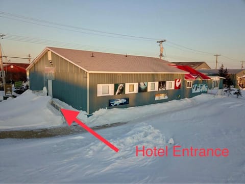 IceBerg Inn Hotel in Manitoba