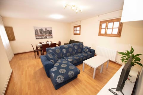 Espacios Blanco Plaza del Viejo Coso Apartamento in Valladolid