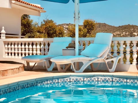 Natural landscape, Pool view, sunbed