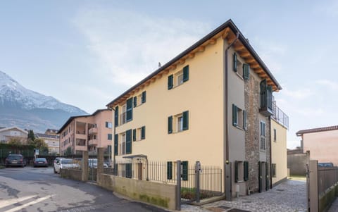 Residenze Lariane Apartment in Colico
