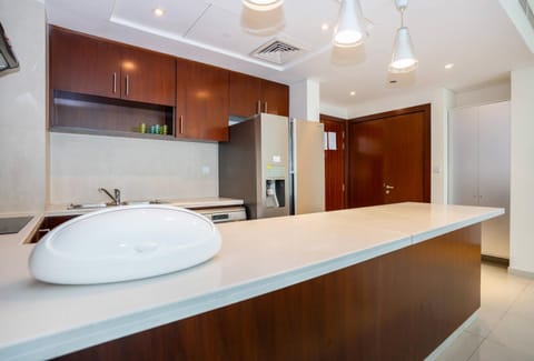 New Arabian -Panorama 2 BR Full Golf course View Apartment in Dubai