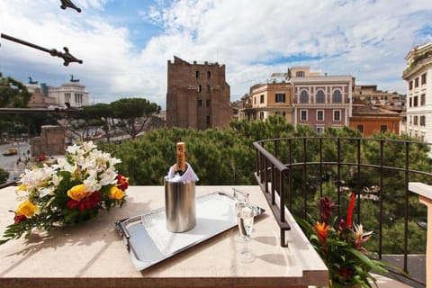 View (from property/room), Balcony/Terrace