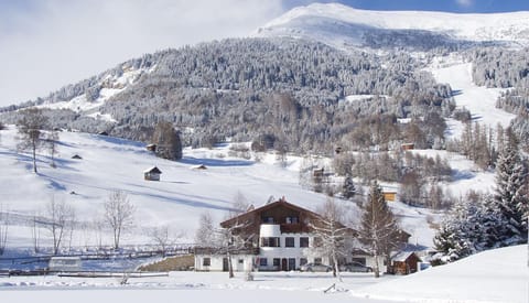 Property building, Winter