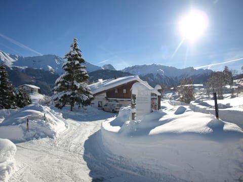 Property building, Winter