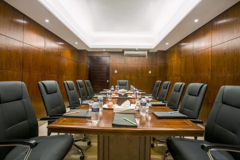 Meeting/conference room