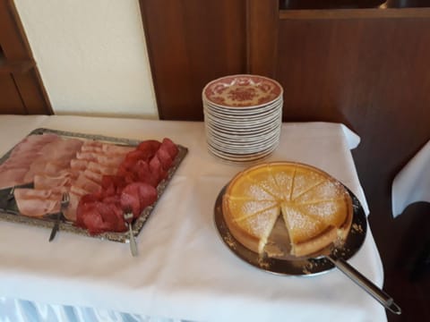 Pottensteiner Stuben Pension Gasthof Übernachtung mit Frühstück in Pottenstein