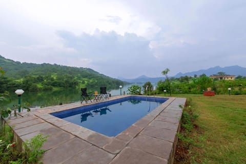 StayVista's Shivom Villa 3 - A Serene Escape with Views of the Valley and Lake Chalet in Maharashtra