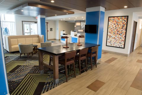 Holiday Inn Express & Suites - Orland Park Mokena, an IHG Hotel Hotel in Tinley Park
