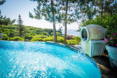 Pool view, Sea view, Swimming pool