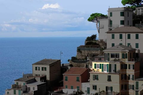 Property building, Sea view