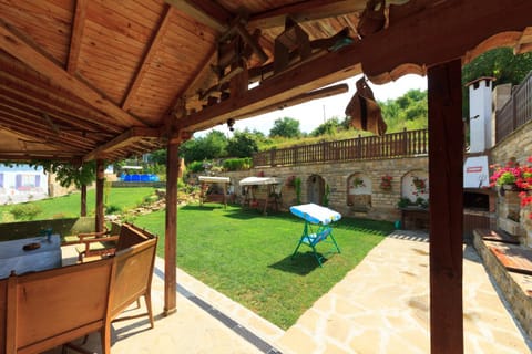 Summer, Garden, Dining area, On site, Garden view, Garden view