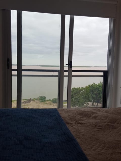 Departamento sobre el Rio. Condominio in Corrientes