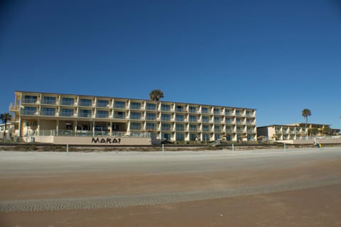 Makai Beach Lodge Hotel in Ormond Beach