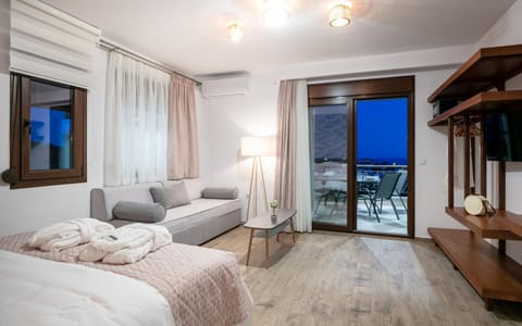 DIKAP Luxury Aparts Apartamento in Limenaria