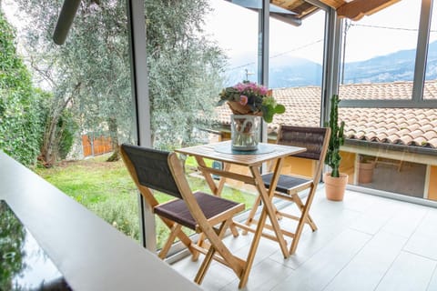 Spring, Garden, Balcony/Terrace, Garden view, Mountain view