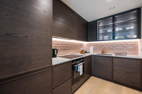 Kitchen or kitchenette, kitchen