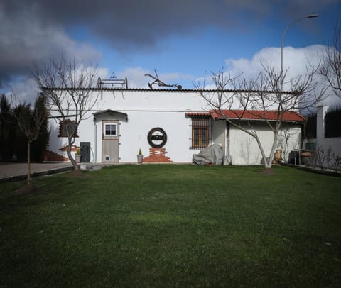 Casa los Arcos House in Cantabria