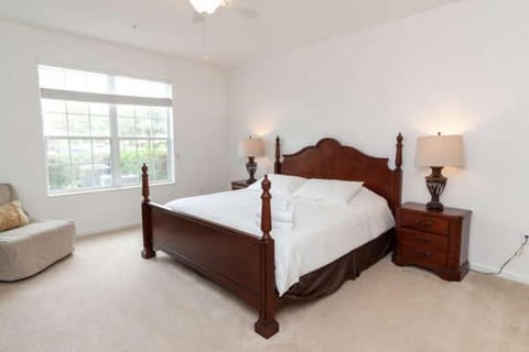 3 BR 3 BA Apartment 5min to Universal 1823sqft Condominio in Orlando