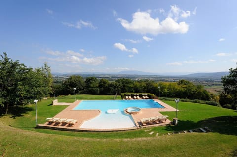 Pool view, Swimming pool, Swimming pool