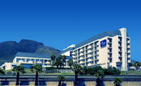 Garden Court Nelson Mandela Boulevard Hotel in Cape Town