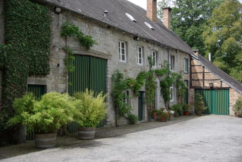 Property building, Facade/entrance, Inner courtyard view