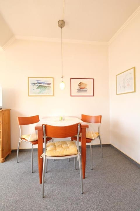 Duenenrose-Hoeber Apartment in Wenningstedt-Braderup