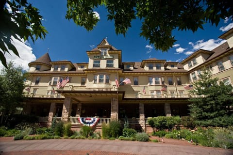 Cliff House at Pikes Peak Hotel in Manitou Springs