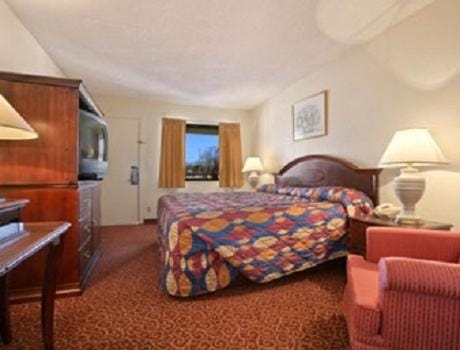 Park Hill Inn and Suites Motel in Oklahoma City