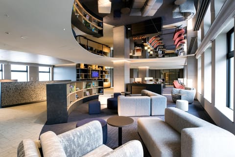 Communal lounge/ TV room