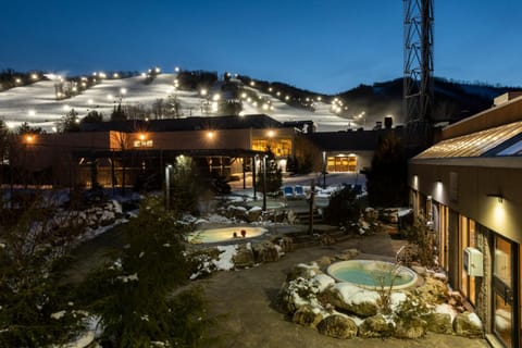 Blue Mountain Resort Inn Hotel in Grey Highlands