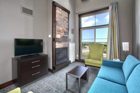 Blue Mountain Resort Mosaic Suites Hôtel in Grey Highlands