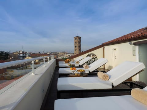 Palazzo Bezzi Hotel Hotel in Ravenna