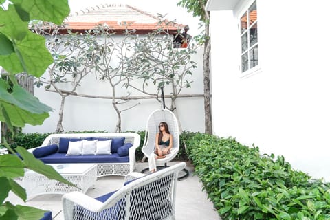 Patio, Day, Balcony/Terrace, Seating area, Garden view